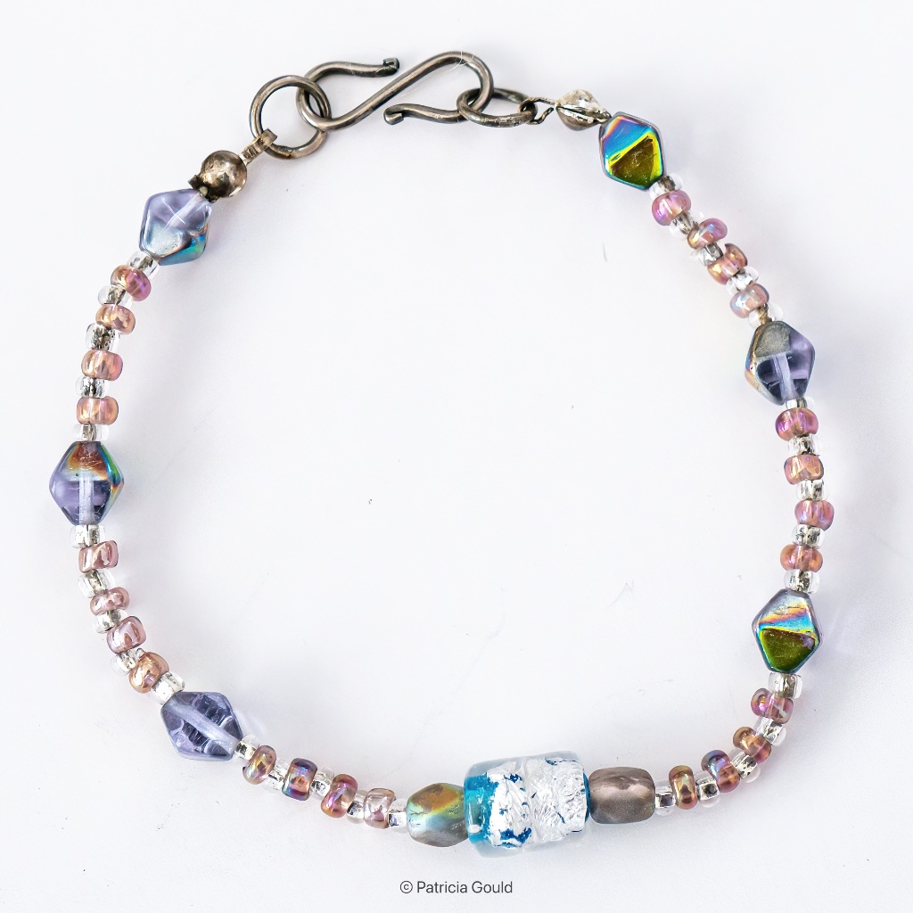 Handmade Delicate Glass Beaded 7.5